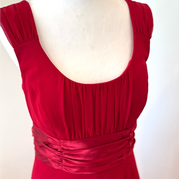 Elegant Red Chiffon Dress - very beautiful ❤️ - Picture 16 of 16